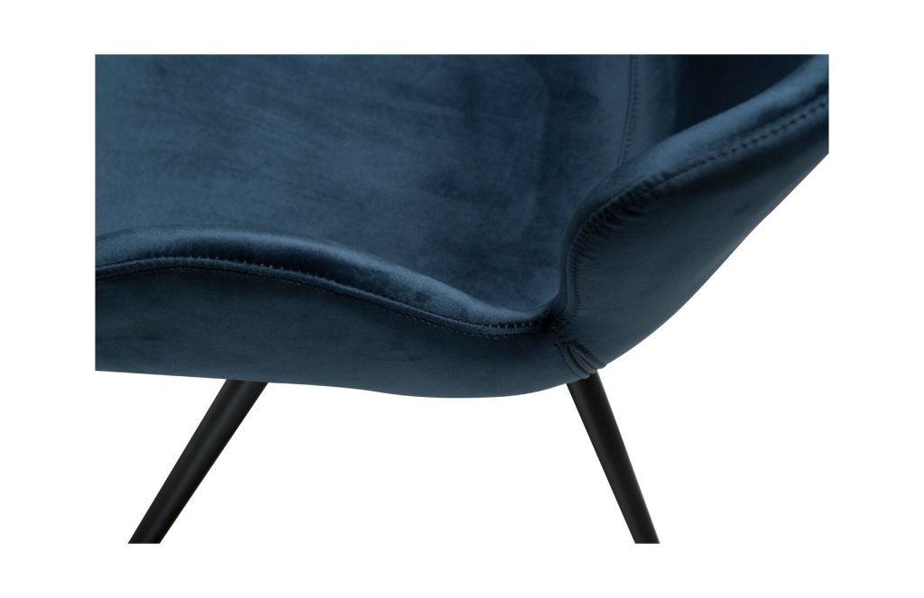 Gaia - midnight blue velvet Krēsls Gaia, zila samta sēde, melnas metāla kājas, stabils dizaina krēsls