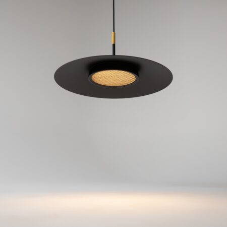 El iekarināma lampa, Ø350
