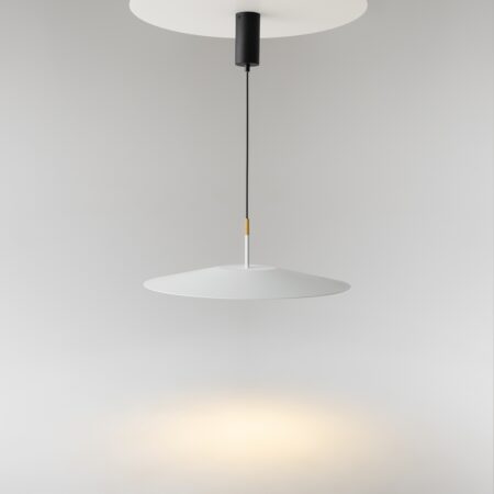 El iekarināma lampa, Ø500